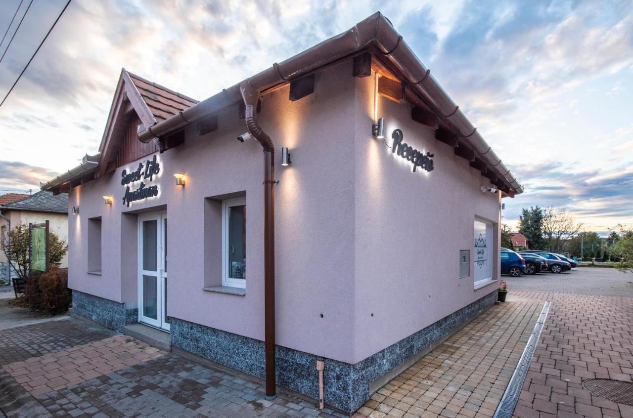 Sweet Life Wellness Apartments Egerszalok Ngoại thất bức ảnh